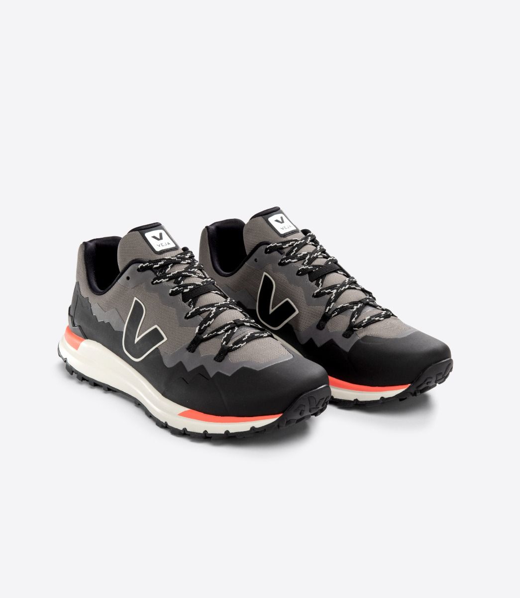 VEJA FITZ ROY TREK-SHELL BASALTE BLACK | VJ24736