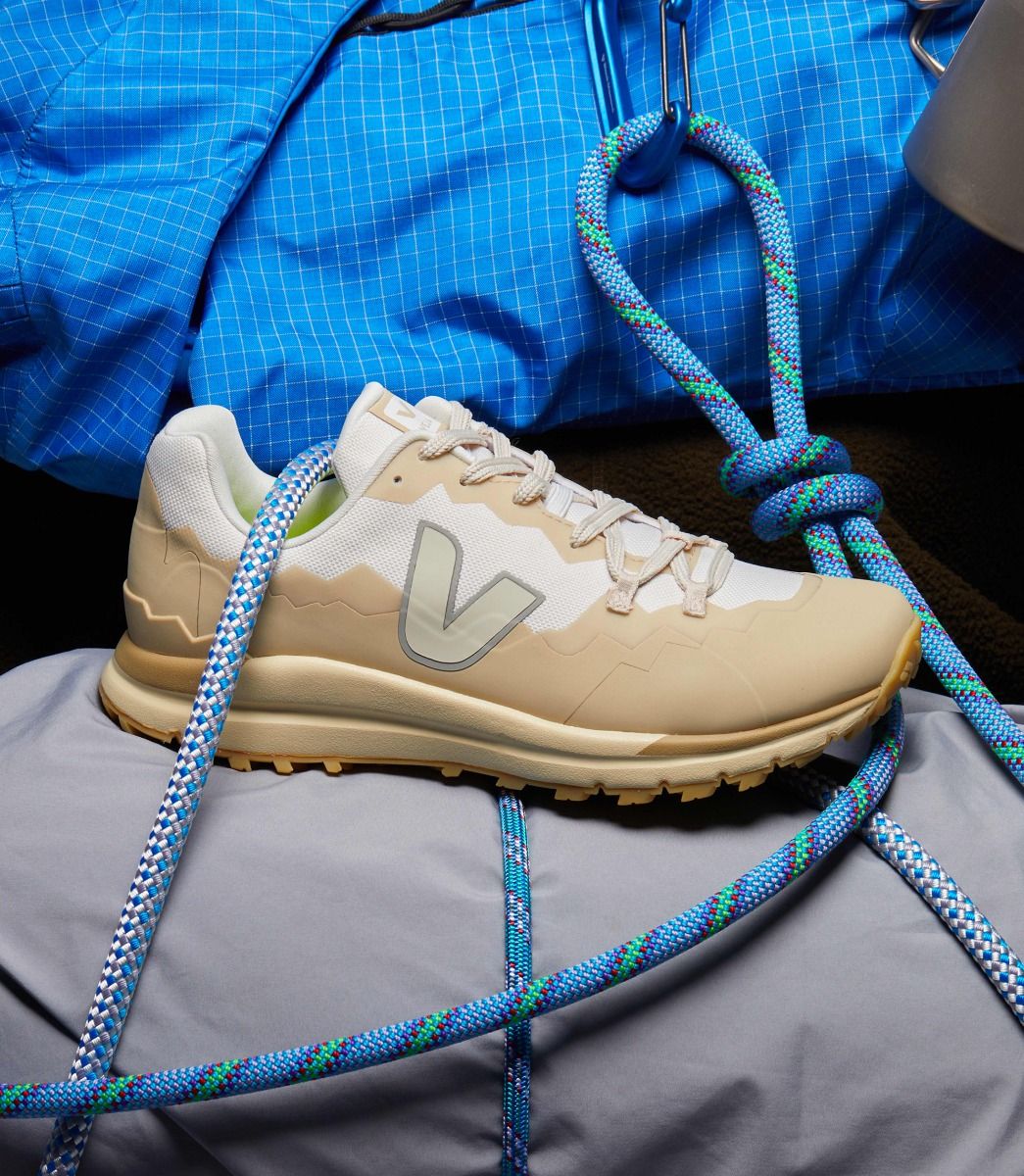 VEJA FITZ ROY TREK-SHELL GRAVEL PIERRE ALMOND | VJ24744