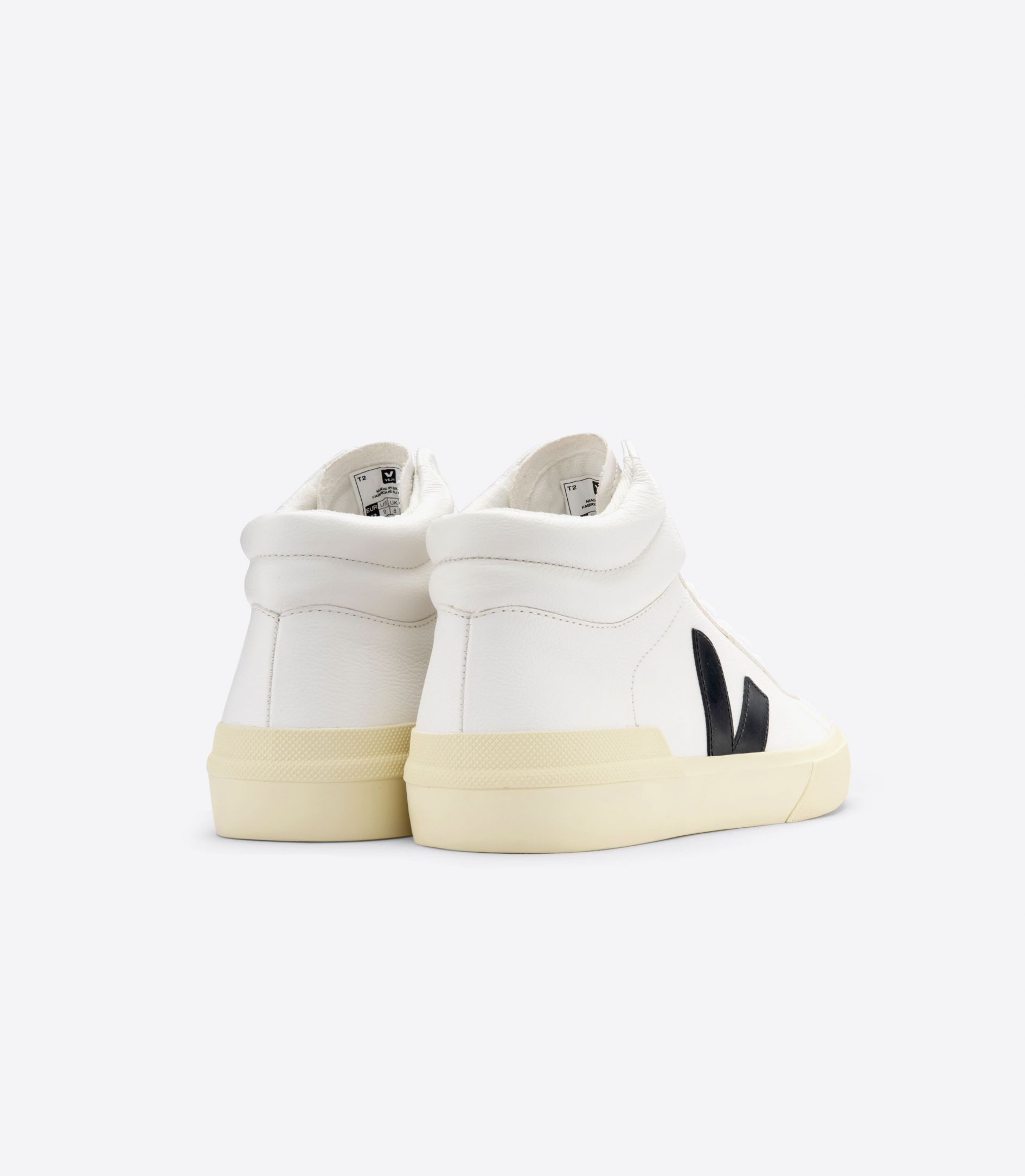 VEJA MINOTAUR LEATHER WHITE BLACK BUTTER | VJ24324