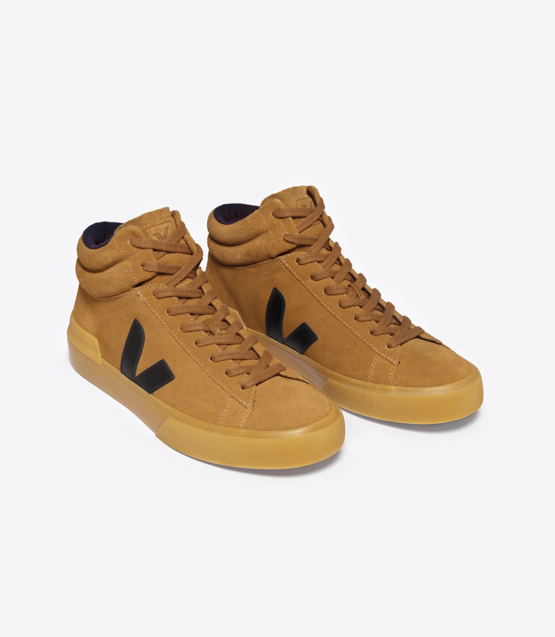 VEJA MINOTAUR SUEDE CAMEL BLACK | VJ24650