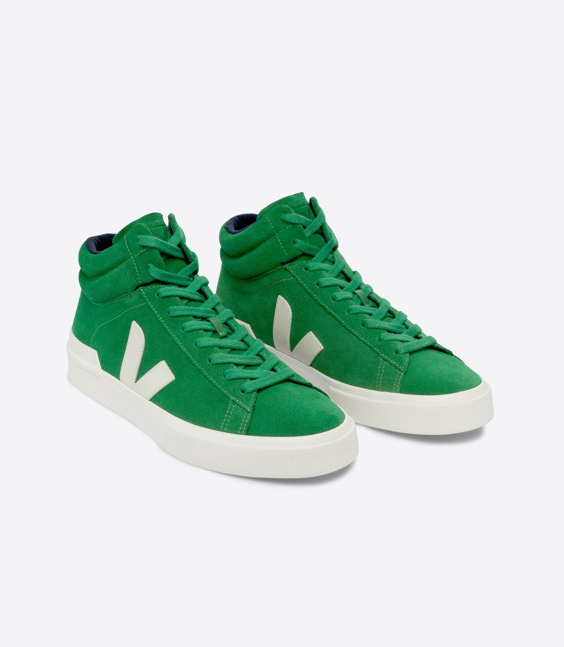 VEJA MINOTAUR SUEDE EMERAUDE PIERRE | VJ24326