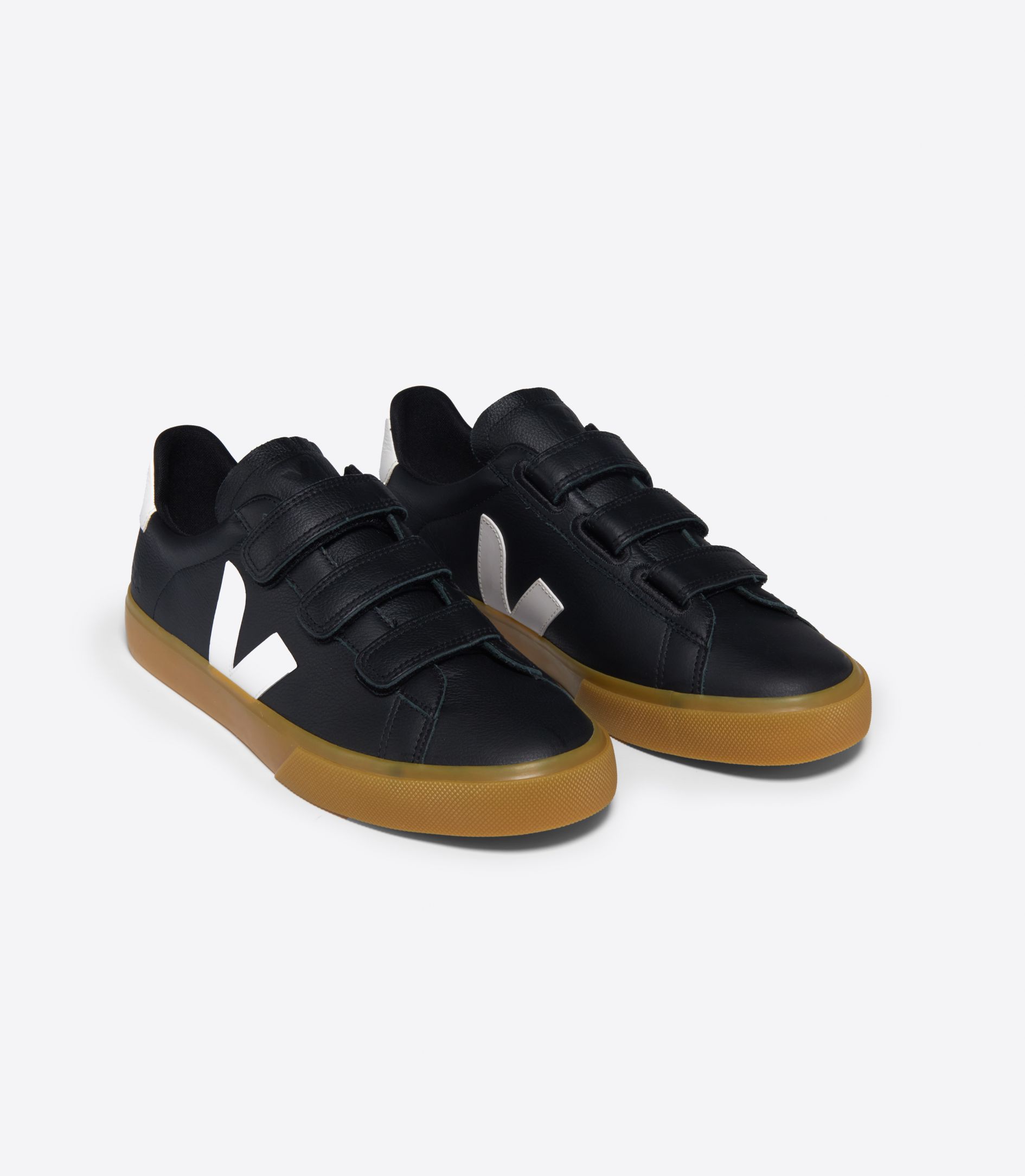 VEJA RECIFE LEATHER BLACK WHITE | VJ24603