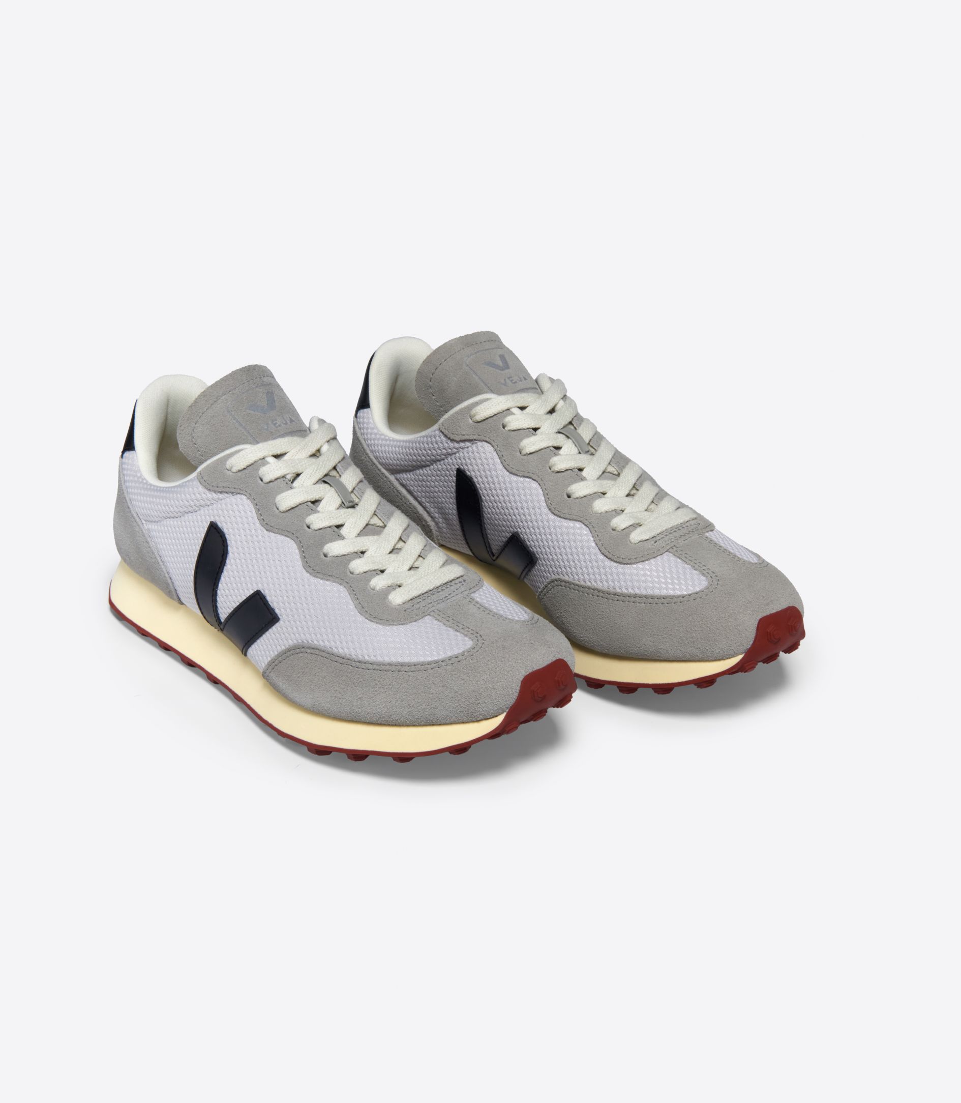 VEJA RIO BRANCO ALVEOMESH LIGHT GREY BLACK | VJ24612