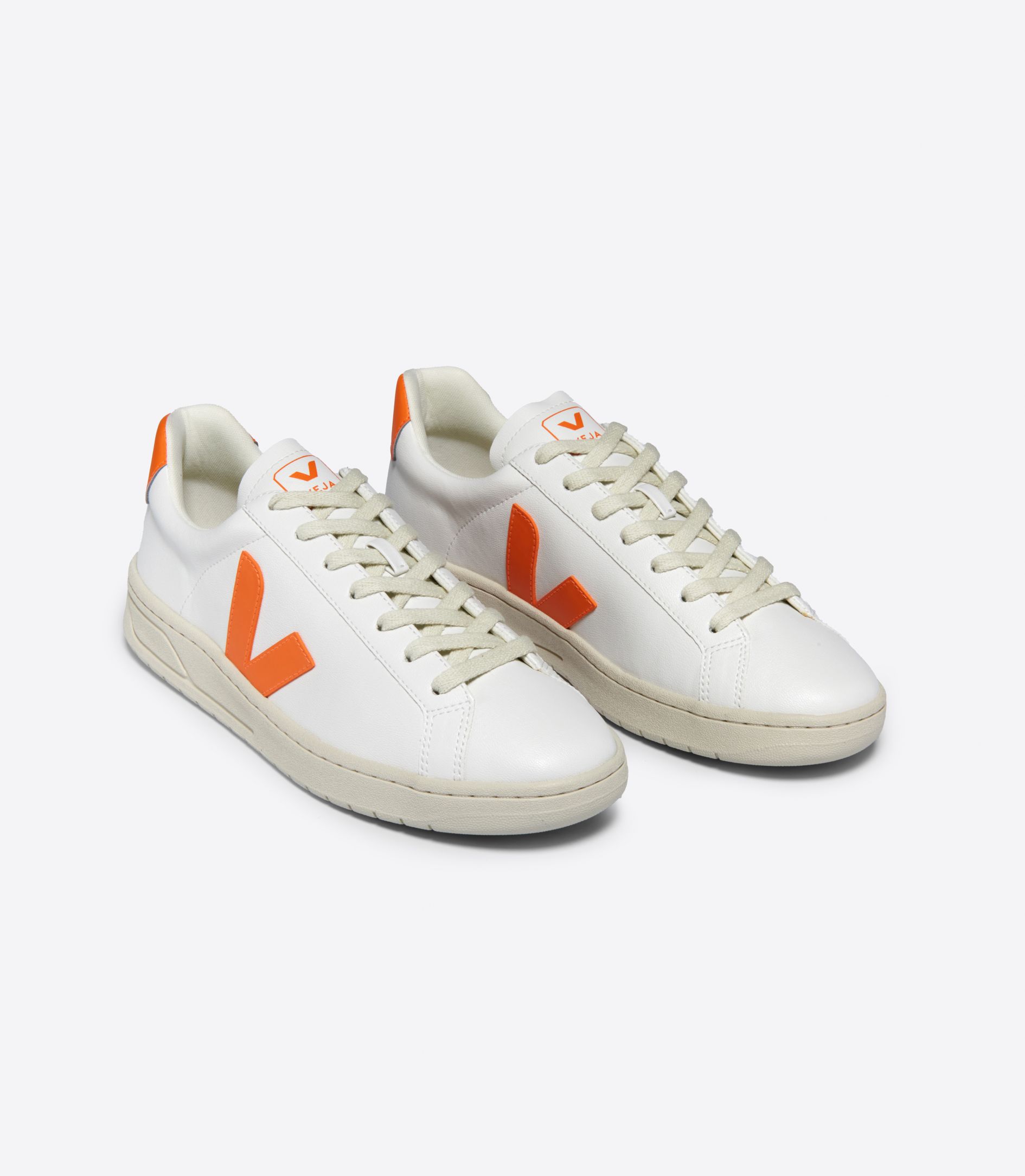 VEJA URCA CWL WHITE FURY | VJ24695