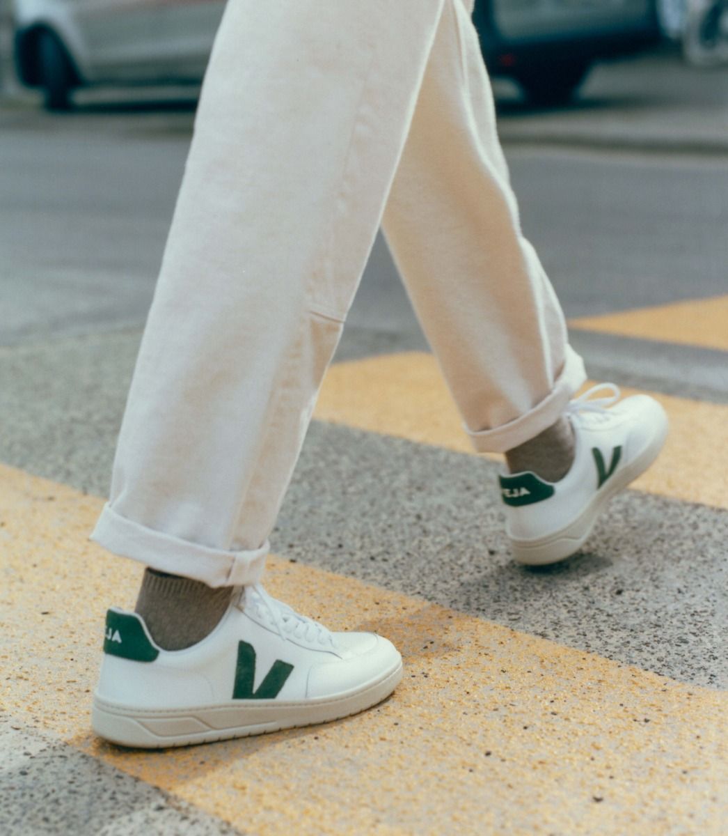 VEJA V-12 LEATHER WHITE CYPRUS | VJ24599