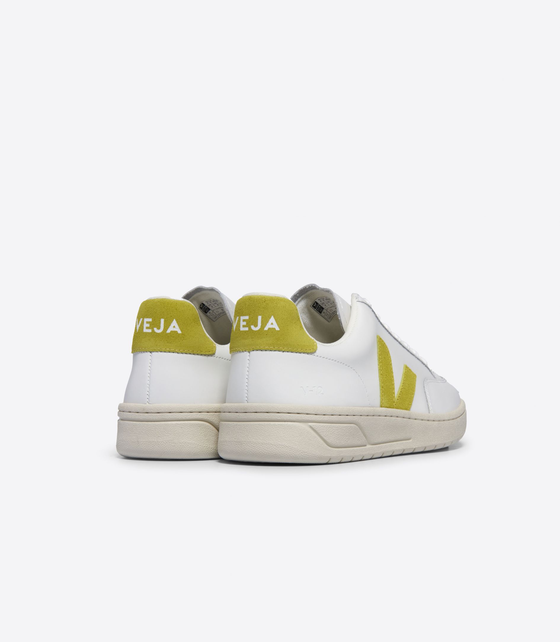 VEJA V-12 LEATHER WHITE LIQUOR | VJ24578