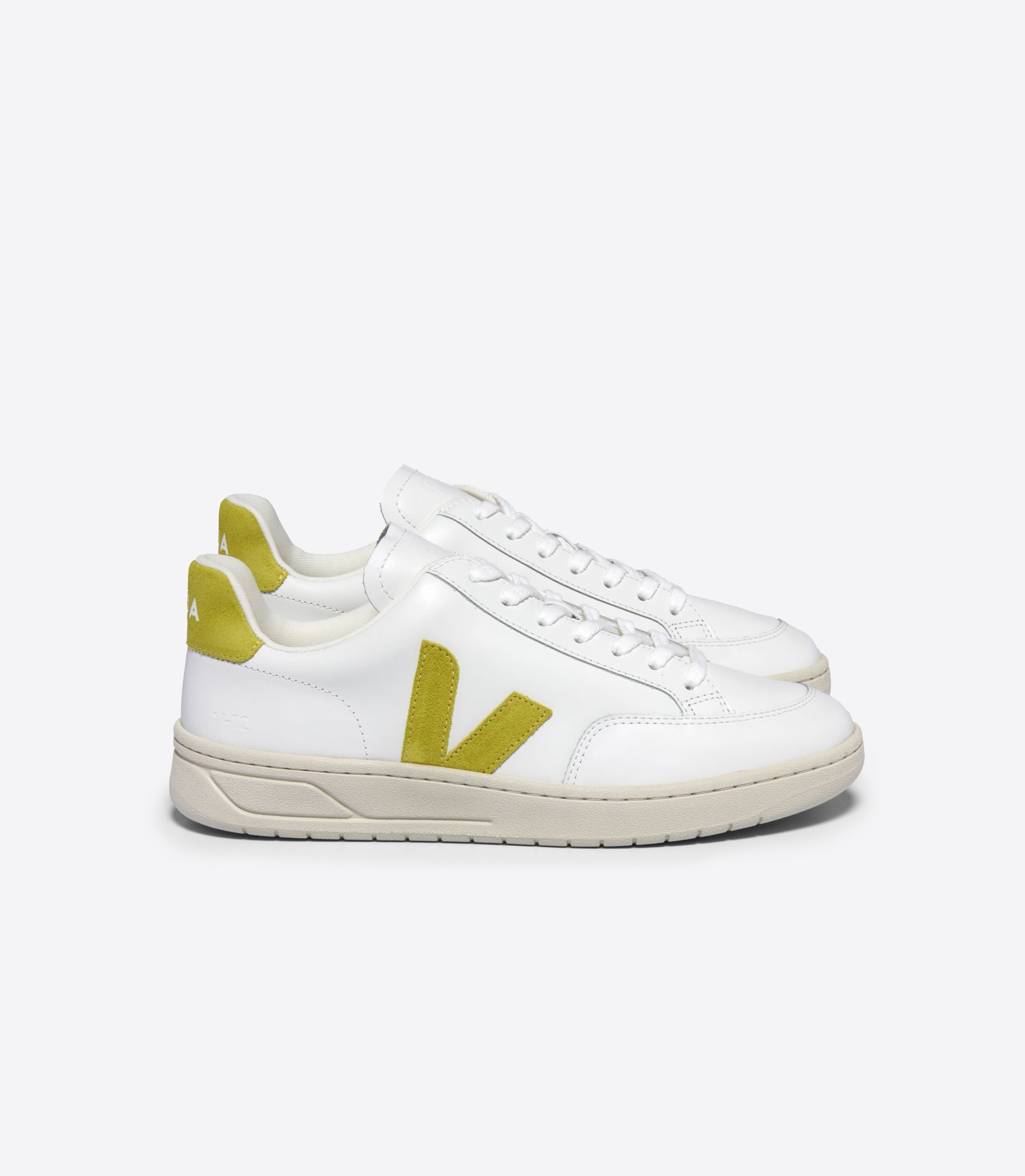 VEJA V-12 LEATHER WHITE LIQUOR | VJ24578