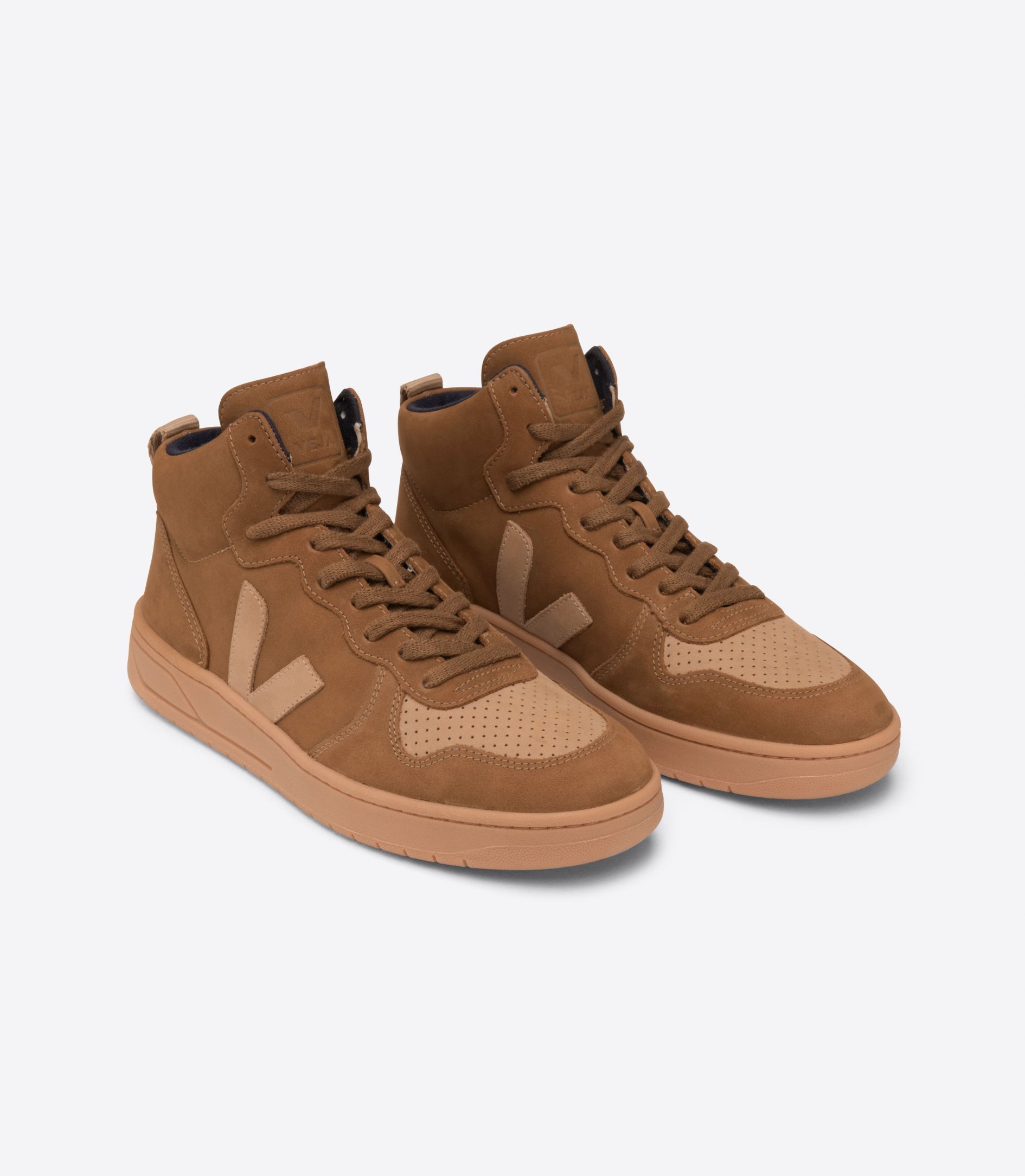 VEJA V-15 NUBUCK CAMEL DESERT | VJ24632