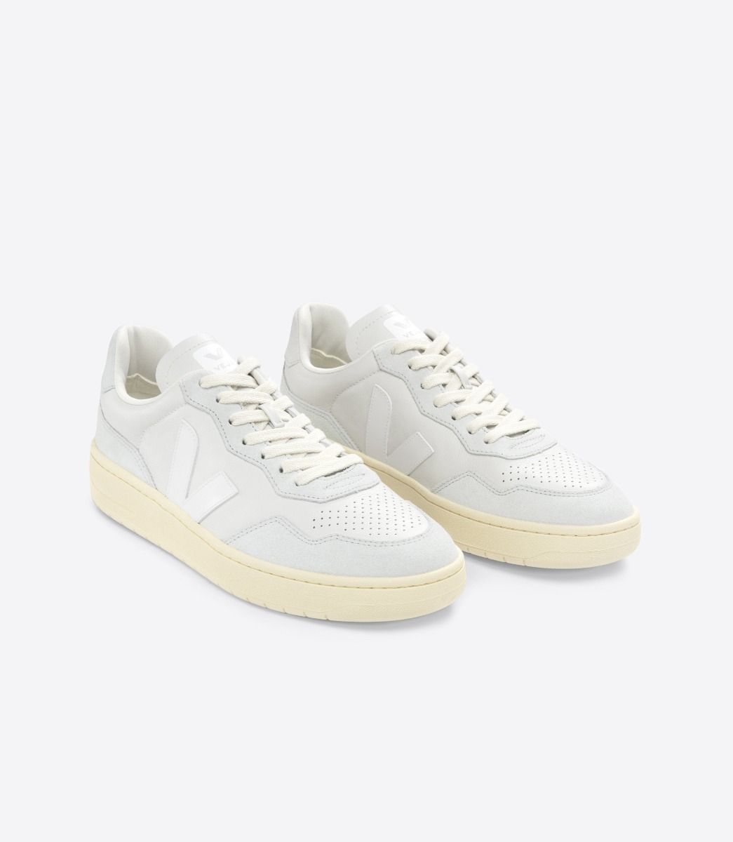 VEJA V-90 LEATHER GRAVEL WHITE | VJ24562