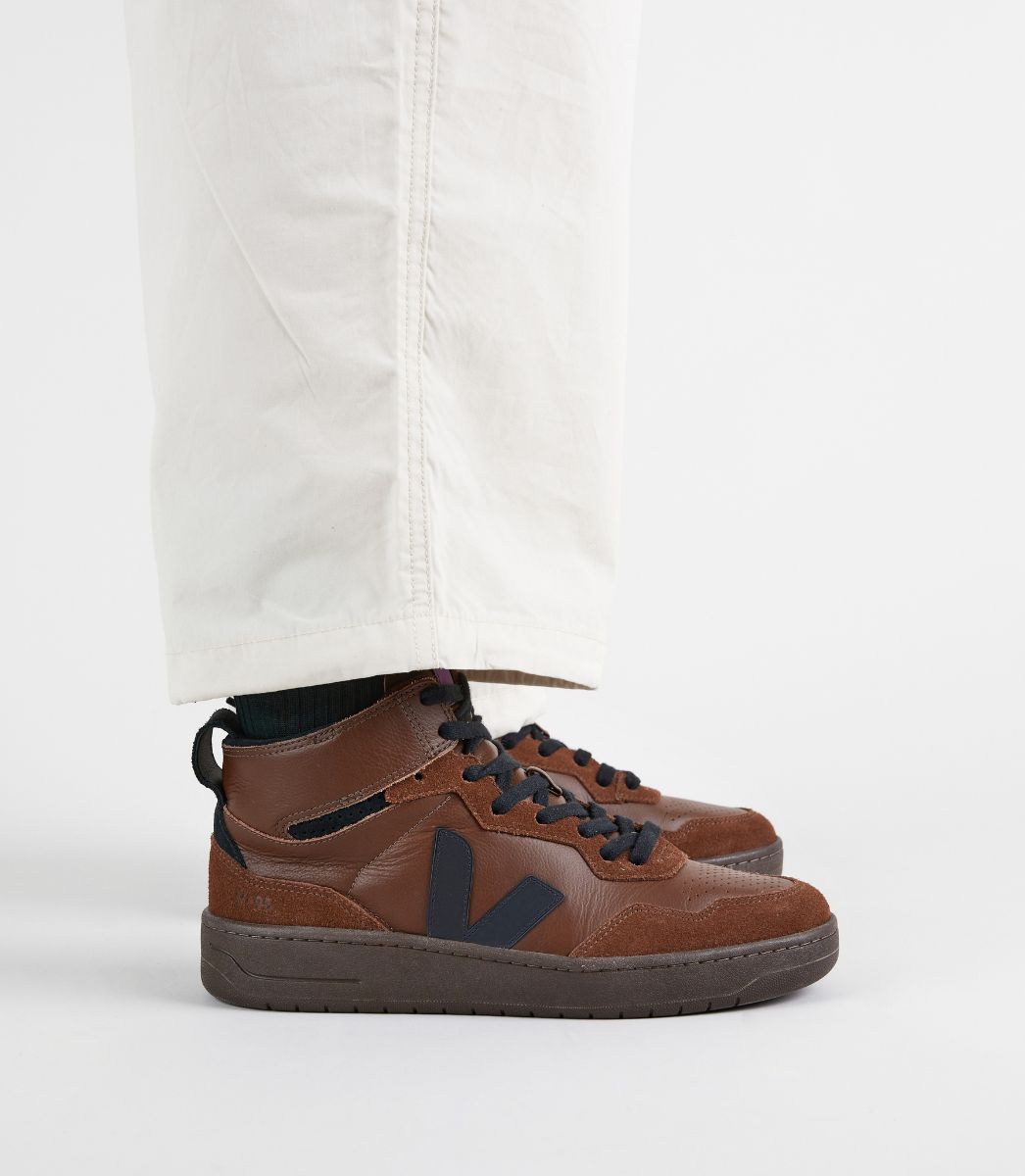 VEJA V-95 LEATHER WALNUT BLACK | VJ24647