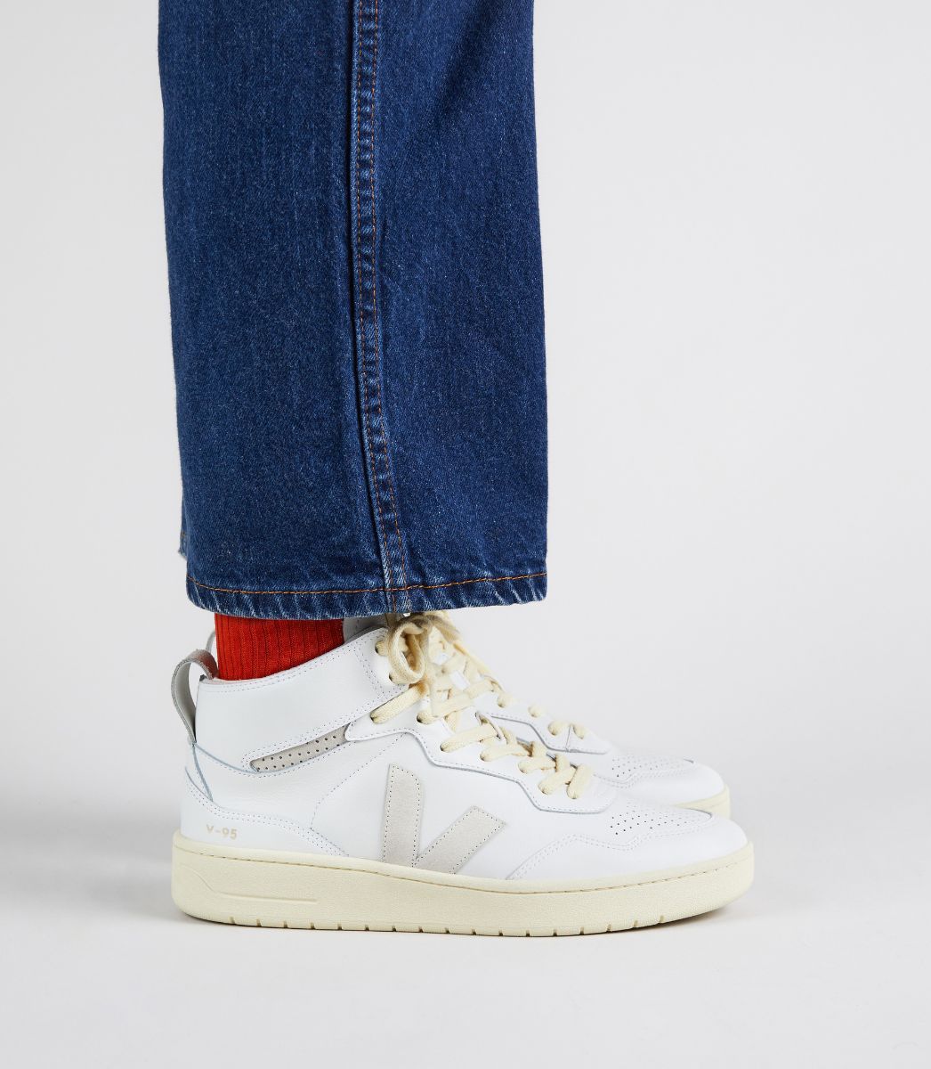 VEJA V-95 LEATHER WHITE NATURAL | VJ24322