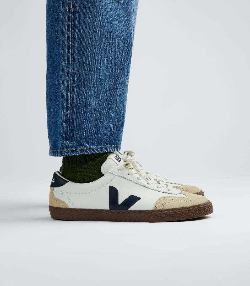 VEJA VOLLEY LEATHER WHITE NAUTICO BARK | VJ24181