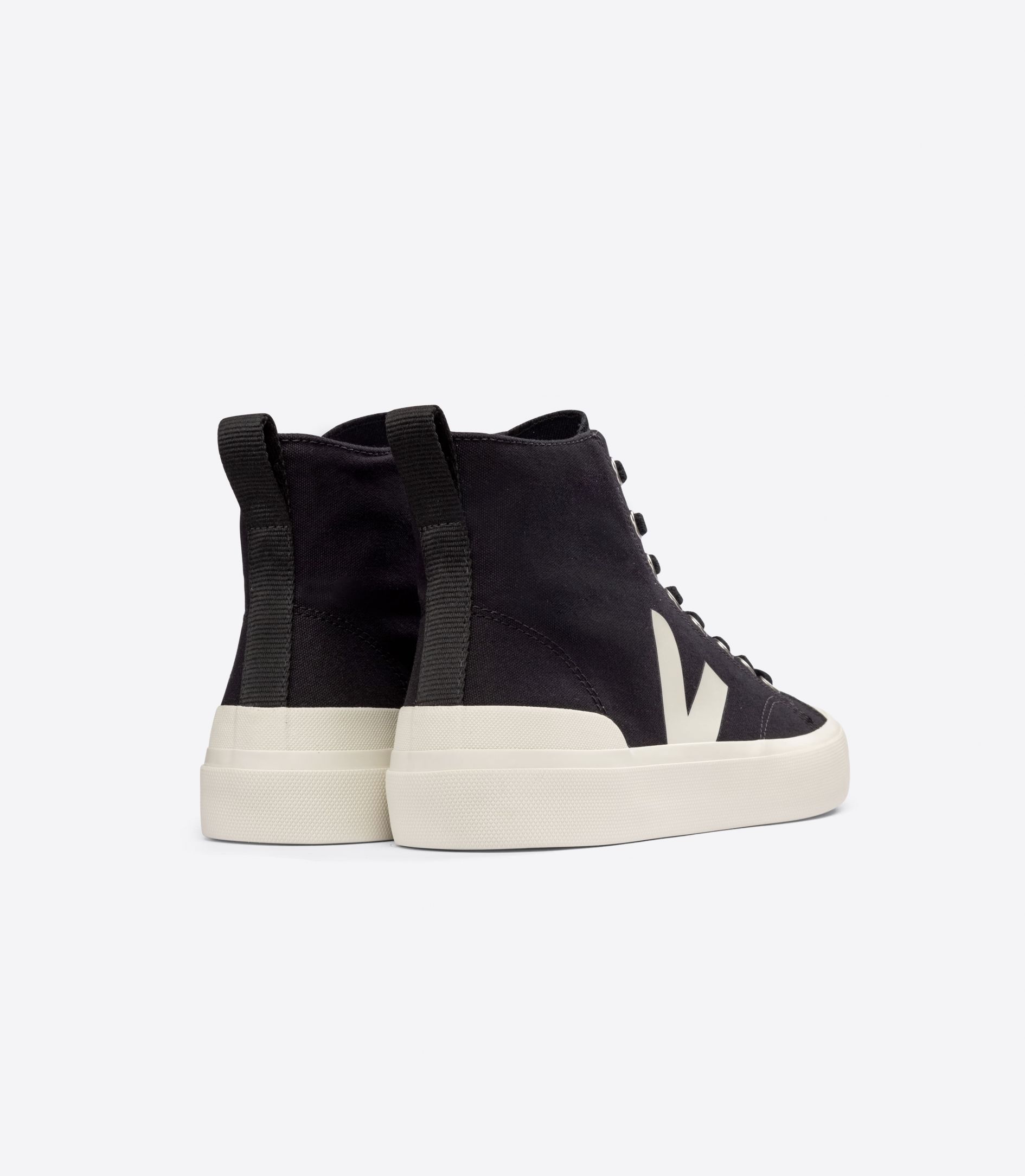 VEJA WATA II CANVAS BLACK PIERRE | VJ24725